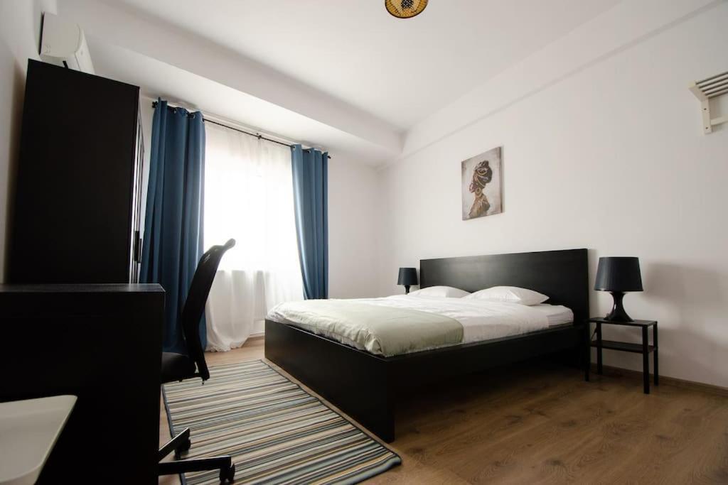 Gorgeous Apartment Near Old Town Bucarest Exterior foto
